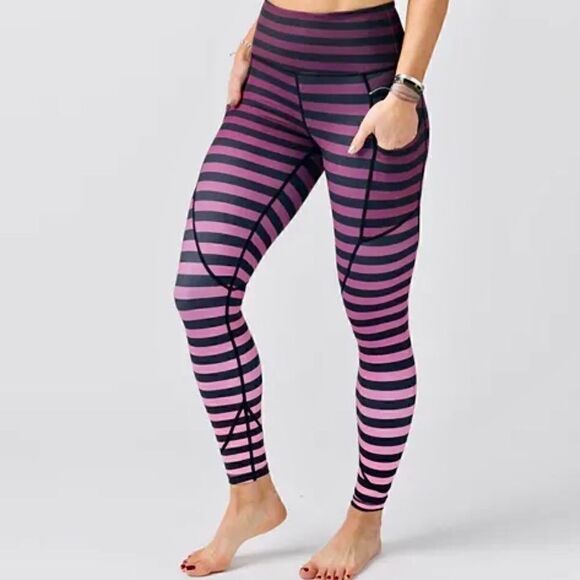 Zyia Pink Ombre Striped Leggings Size 0 - Picture 3 of 11
